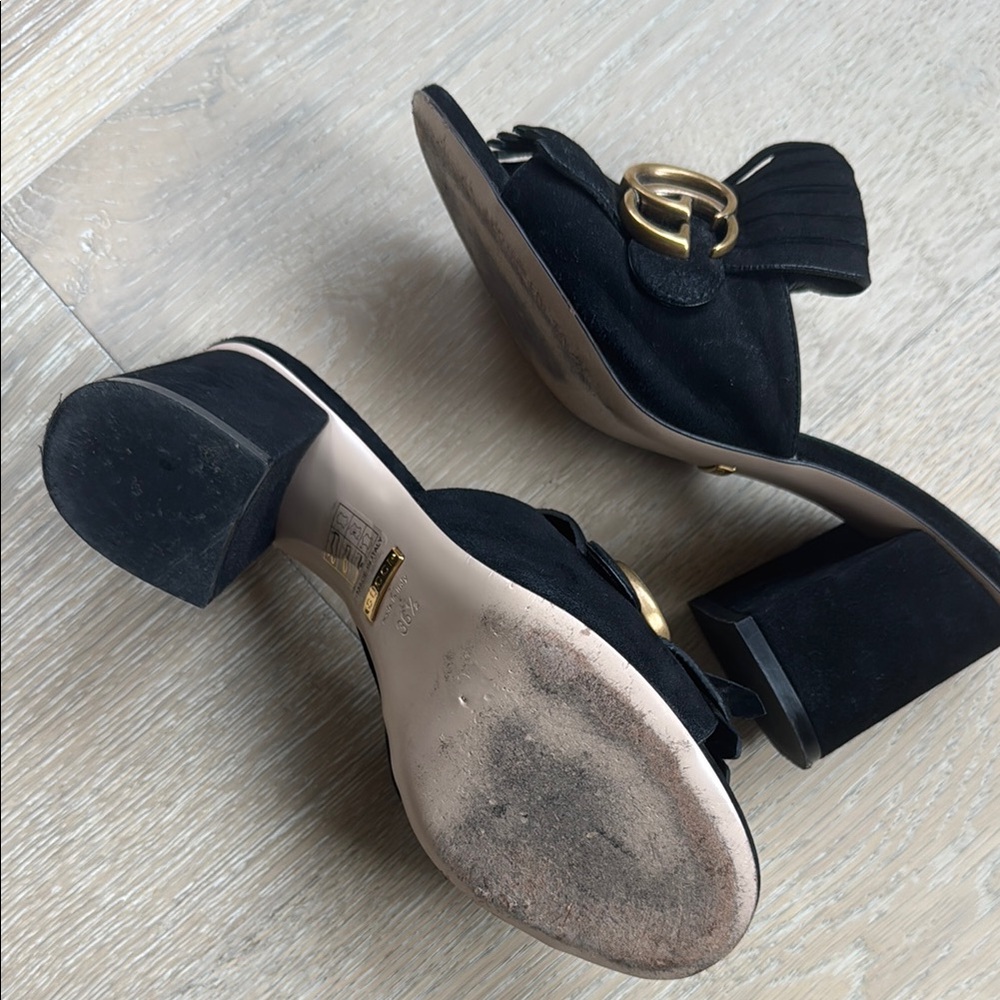 Authentic Gucci Marmont Black Mules slides with Elegant Gold Chain - Picture 3 of 6